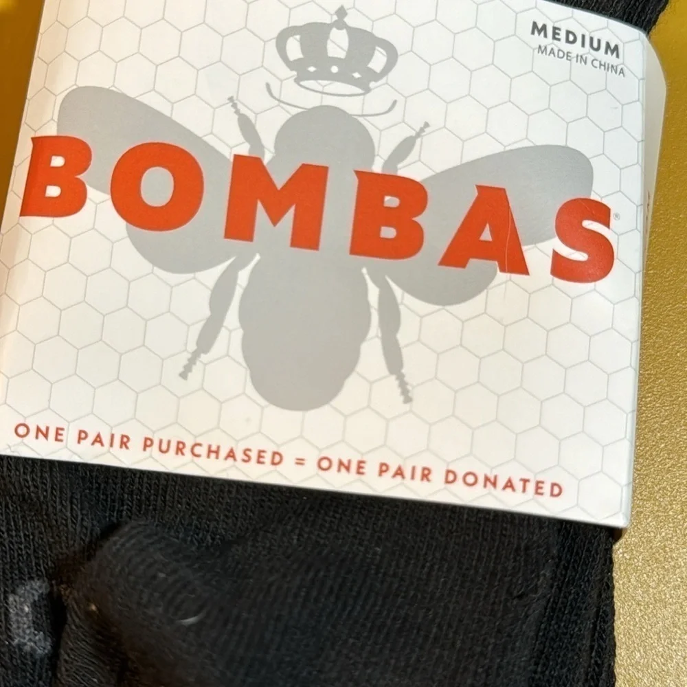 Bombas Bundle of 2 Pairs Sz Medium Unisex High Rise Athletic Sport Comfort Socks